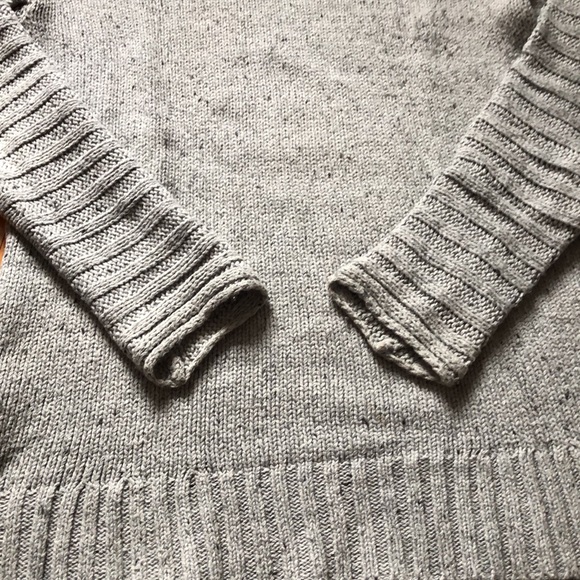 Ladies sweater - Picture 4 of 5